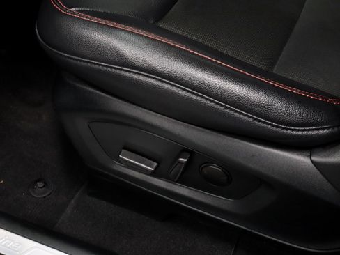 Certified 2024 Ford Explorer ST-Line w/ Class IV Trailer Tow Package image 25