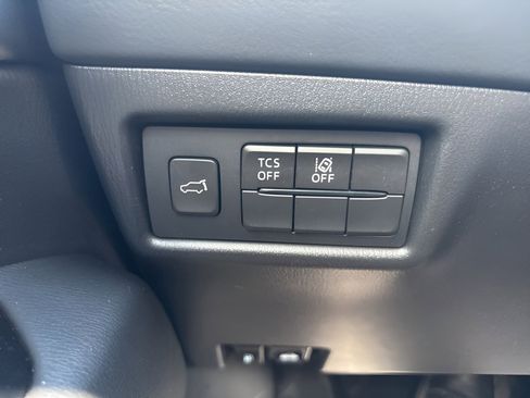 Used 2018 MAZDA CX-5 Touring w/ Preferred Equipment Package AWD/4WD image 24