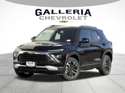 New 2026 Chevrolet TrailBlazer LT w/ LT Cold Weather Package FWD image 1