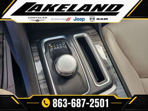 Used 2022 Chrysler 300 Touring L RWD image 24