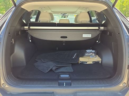 Used 2023 Hyundai Tucson Limited image 17