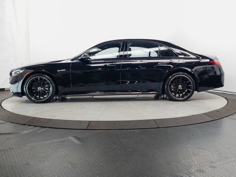 Used 2023 Mercedes-Benz S 580e 4MATIC Sedan image 4