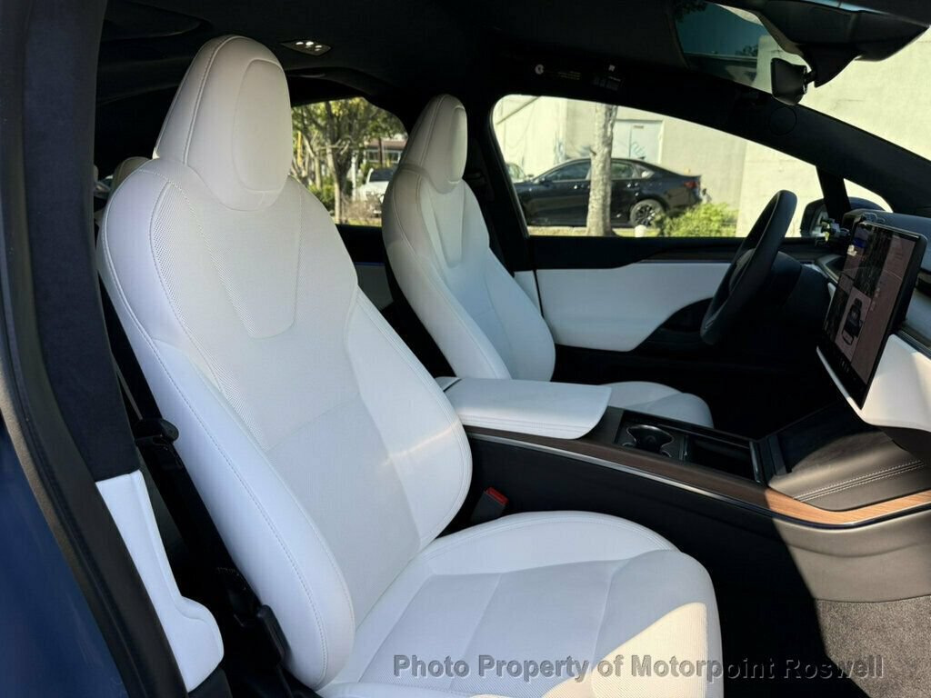 Used 2026 Tesla Model X AWD/4WD image 19