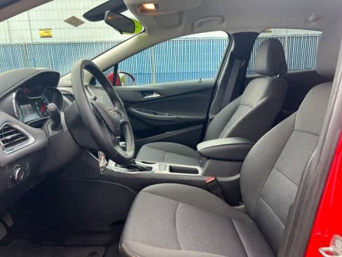 Used 2018 Chevrolet Cruze LS image 20