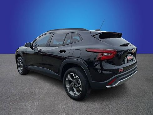 Used 2024 Chevrolet Trax LT FWD image 6
