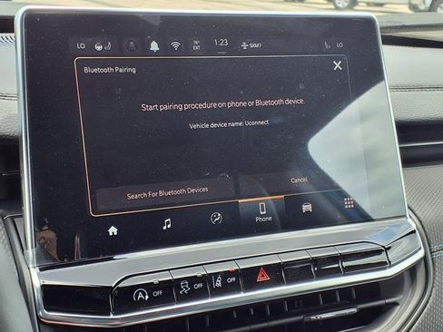 New 2025 Jeep Compass Latitude w/ Convenience Group image 12