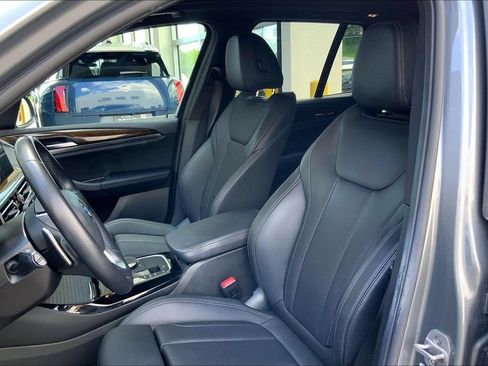 Used 2024 BMW X3 sDrive30i w/ Convenience Package RWD image 24