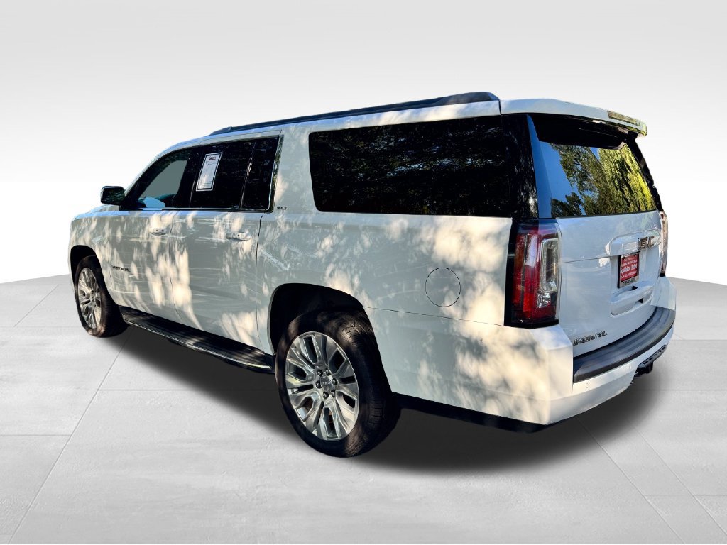 Used 2019 GMC Yukon XL SLT AWD/4WD image 3