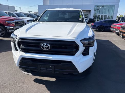 Used 2024 Toyota Tacoma SR RWD image 3
