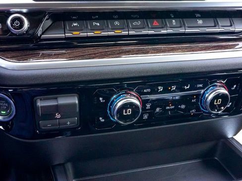 New 2026 GMC Sierra 1500 Elevation w/ Elevation Premium Package image 19