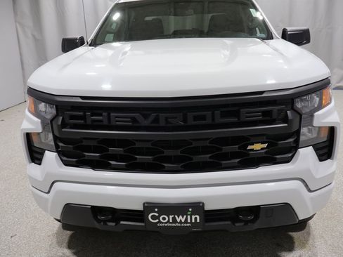 Used 2024 Chevrolet Silverado 1500 Custom AWD/4WD image 9