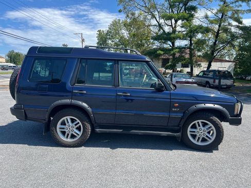 Used 2003 Land Rover Discovery SE image 8