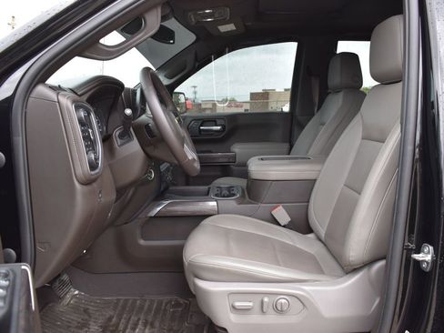 Used 2022 Chevrolet Silverado 1500 LTZ w/ LTZ Premium Package AWD/4WD image 9