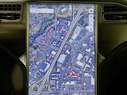 Used 2016 Tesla Model X 90D image 21