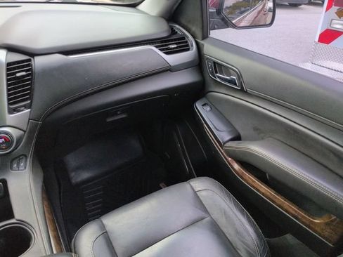Used 2019 Chevrolet Tahoe LT AWD/4WD image 16