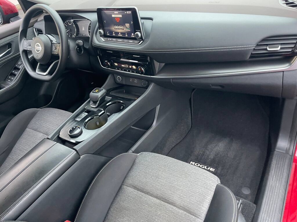 Used 2021 Nissan Rogue SV AWD/4WD image 29