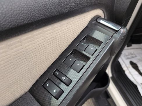 Used 2008 Ford Explorer Sport Trac XLT RWD image 30