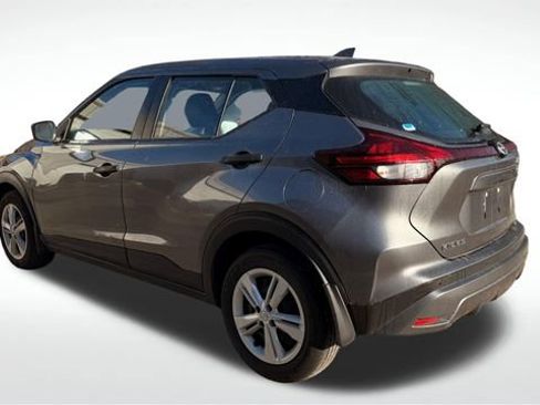 Used 2024 Nissan Kicks S image 7