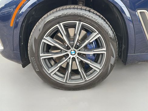 Used 2021 BMW X5 M50i AWD/4WD image 41