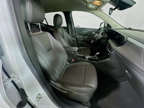Used 2024 Buick Encore GX Preferred FWD image 29
