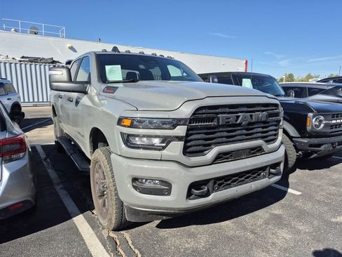 Used 2026 RAM 2500 Big Horn AWD/4WD image 3