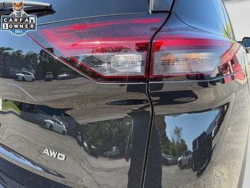 Certified 2025 Nissan Rogue SV AWD/4WD image 19