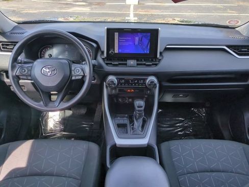 Used 2024 Toyota RAV4 XLE FWD image 24