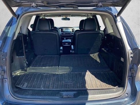 Used 2016 Toyota Highlander XLE AWD/4WD image 6