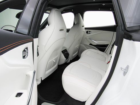 Used 2023 Aston Martin DBX 707 AWD/4WD image 39