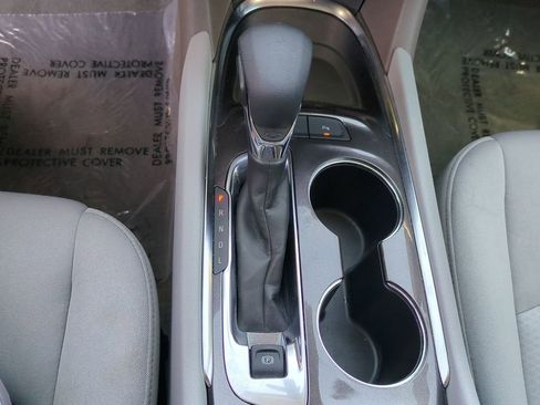 Used 2025 Chevrolet Malibu LT FWD image 18