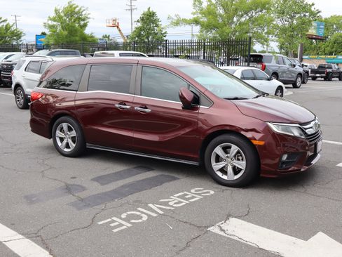 Used 2018 Honda Odyssey EX-L image 2