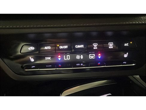Used 2023 Buick Envision Preferred w/ Sport Touring Package AWD/4WD image 14
