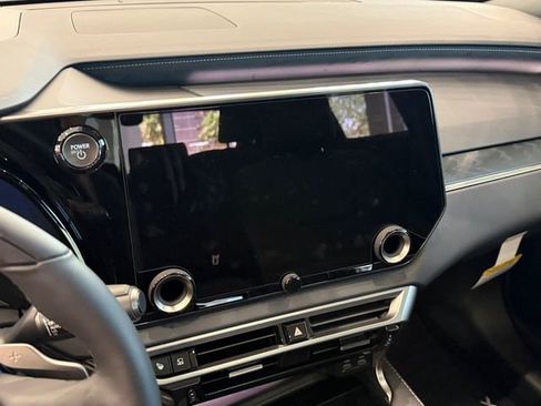 New 2026 Lexus RX 450h AWD image 17