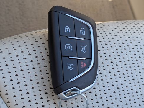 Used 2021 Cadillac Escalade ESV Premium Luxury Platinum RWD image 37