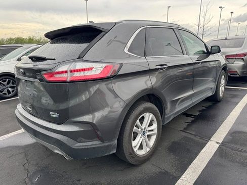 Used 2020 Ford Edge SEL image 3