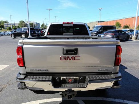 Used 2019 GMC Sierra 2500 Denali w/ Duramax Plus Package AWD/4WD image 15