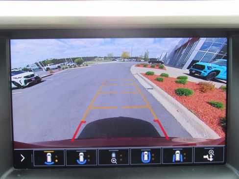 Used 2020 GMC Acadia Denali w/ Denali Ultimate Package AWD/4WD image 22