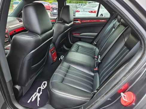 Used 2023 Chrysler 300 S RWD image 10