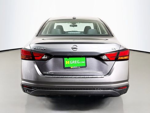 Used 2021 Nissan Altima 2.5 SV image 8
