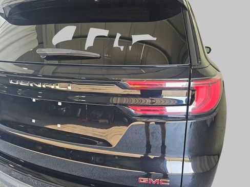 New 2025 GMC Acadia Denali w/ LPO, All-Weather Package FWD image 37