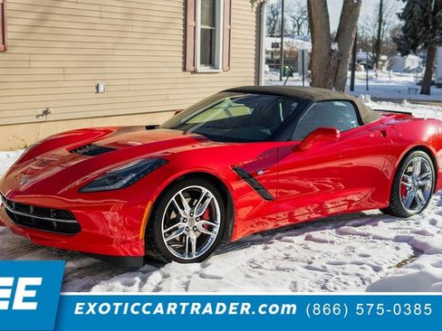 Used 2018 Chevrolet Corvette Stingray Convertible w/ 2LT Preferred Equipment Group image 1