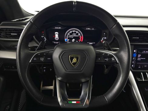 Used 2019 Lamborghini Urus AWD/4WD image 21