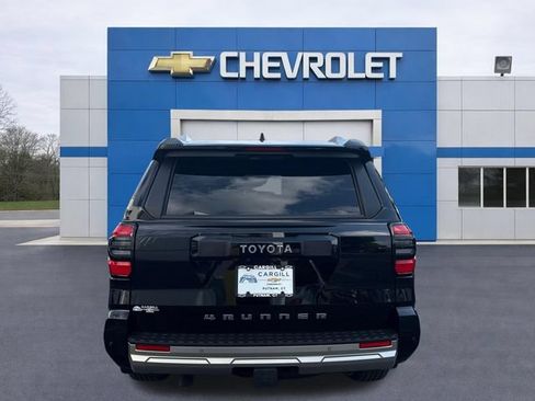 Used 2025 Toyota 4Runner Limited w/ Tow Technology Package AWD/4WD image 6