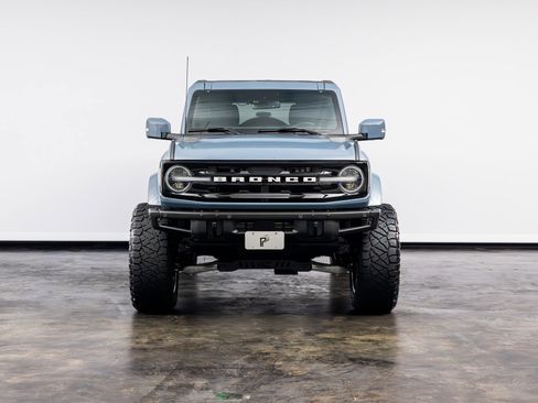 Used 2023 Ford Bronco Outer Banks AWD/4WD image 2