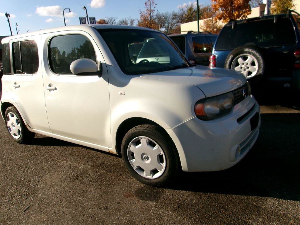 Used 2010 Nissan Cube 1.8 S w/ Interior Designer Pkg FWD image 1