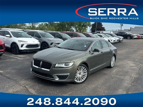 Used 2017 Lincoln MKZ Reserve w/ Climate Package FWD image 1