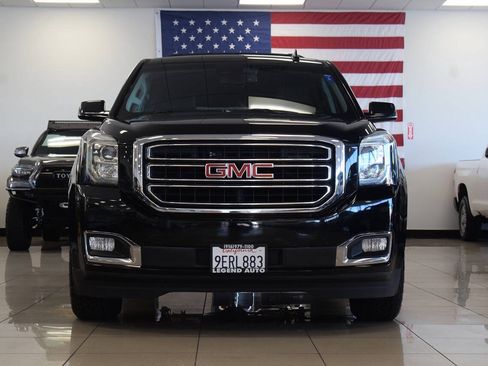 Used 2018 GMC Yukon XL SLT AWD/4WD image 2