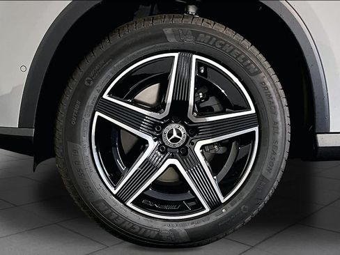 New 2027 Mercedes-Benz GLC 300 4MATIC image 17