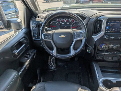 Used 2023 Chevrolet Silverado 3500 LTZ AWD/4WD image 18