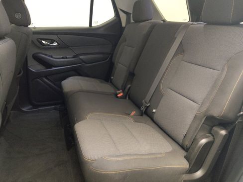 Used 2020 Chevrolet Traverse LS image 18